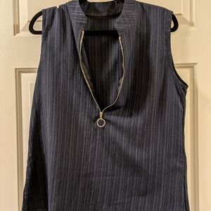 SHEIN Black Sleeveless Blouse with Zipper